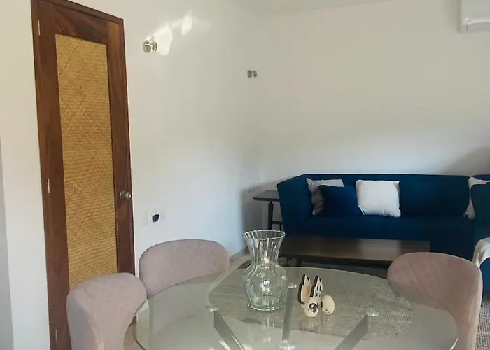 Apartahotel Luana Suites- Nikté Zihuatanejo